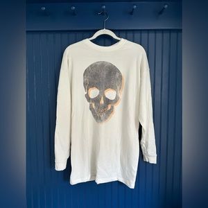 Distressed Oversized White SKULL Women’s small BF Sweatshirt Grayson Threads